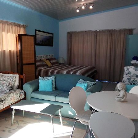 36 Df Strauss Street Apartment Kleinmond Exterior photo